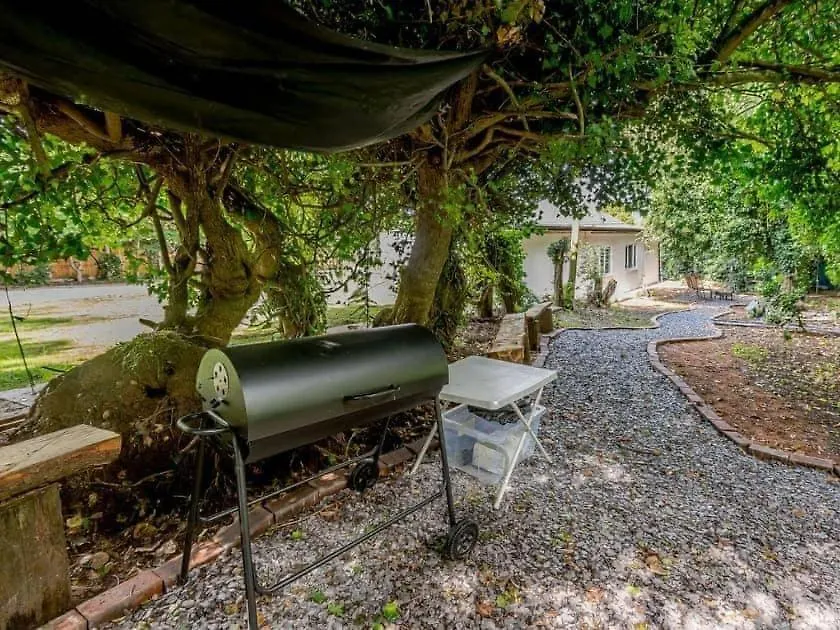 Forest View Cottage Nottingham 0*,  Reino Unido